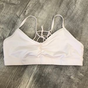 Alo | Cream Sports Bra